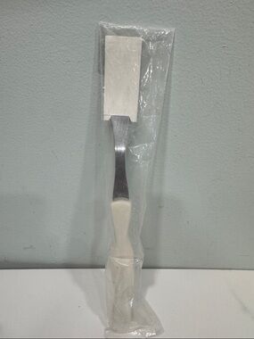 New Sealed Cutco Pearl White Handle 1726 KN Carving Turning Fork